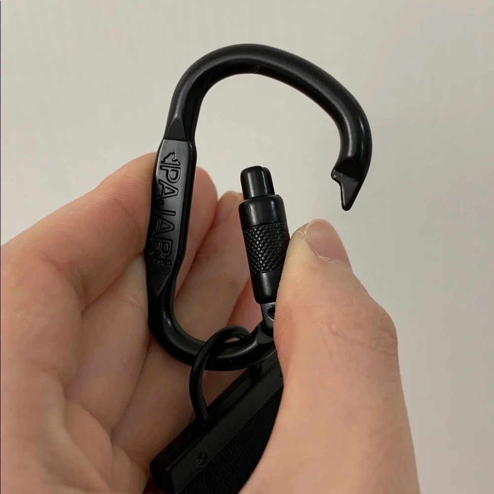 Pajar Black Multi-Purpose Carabiner Holder